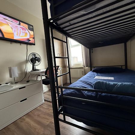 Upton Park - House Appartement Londen Buitenkant foto